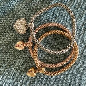 Set of 3 Stretch Bracelets Tri-Color Gold Style